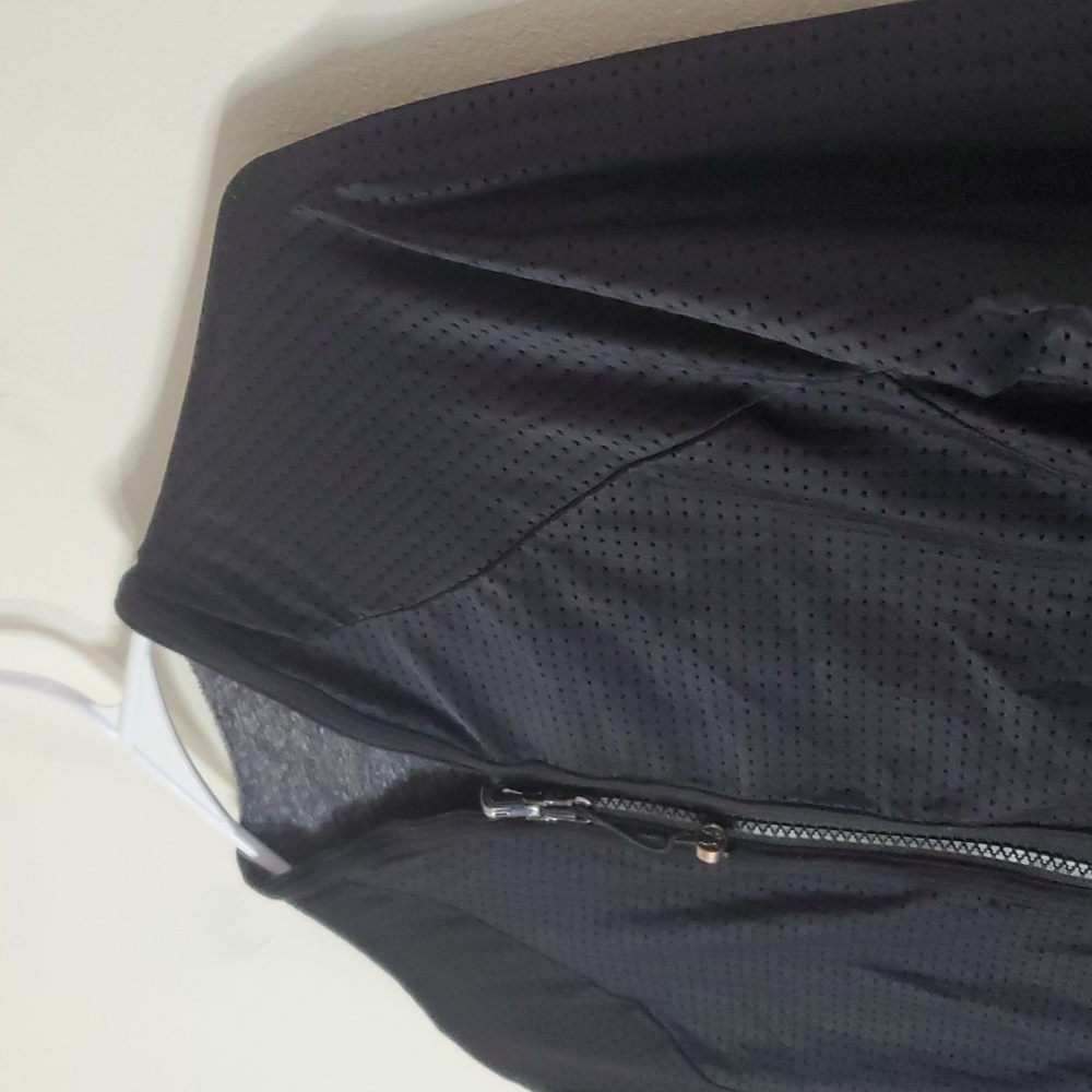 Lululemon Find Your Bliss Reversible Full Zip Jacket Size 6 Black Grey Womens - Picture 8 of 13